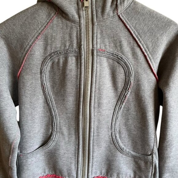 Lululemon Scuba Hoodie Size 4 Grey Pink Factory Distressed - Picture 5 of 16